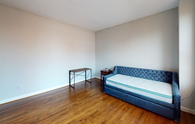 333 2nd St NE