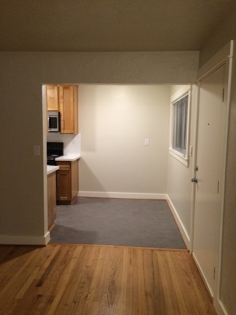 2 beds, 1 bath, 850 sqft, $1,875