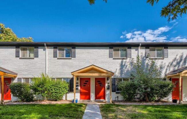 Modernistic Sunnyside Townhome Available Mid TODAY!!