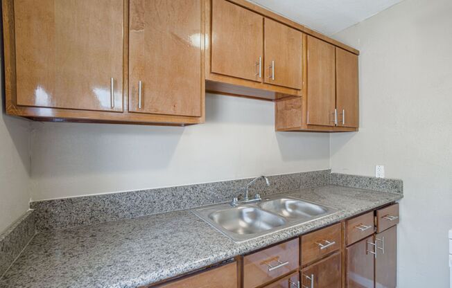 1 bed, 1 bath, 580 sqft, $675, Unit Unit B