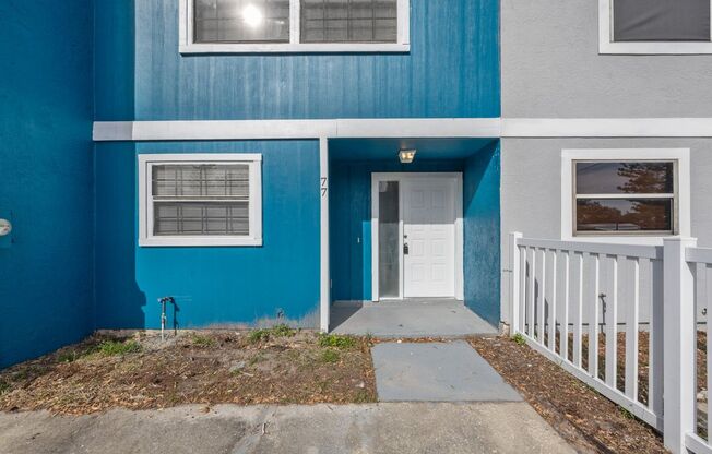 ***CUTE! Largo Townhome NOW *** 2 Bed. 1&1/2 Bath ***  $1850/month ***