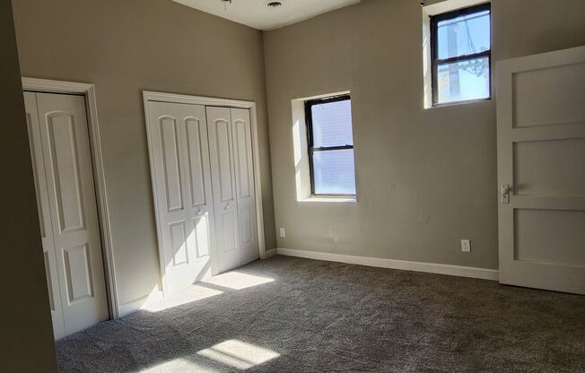 1 bed, 1 bath, 650 sqft, $750, Unit p9