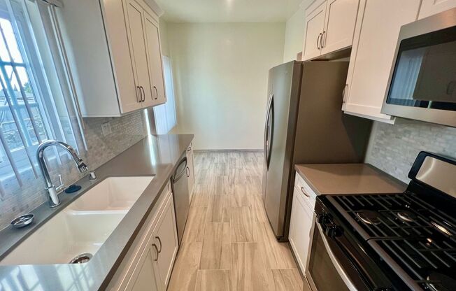 Studio, 1 bath, 533 sqft, $2,195, Unit 20