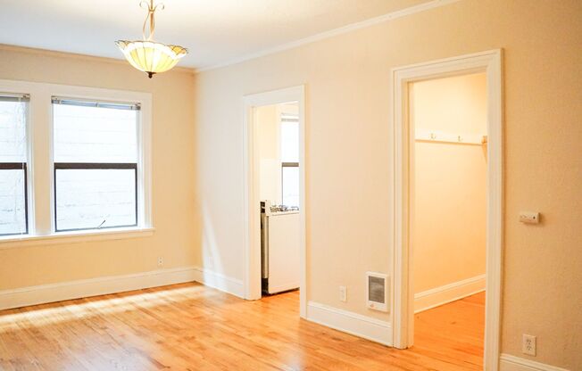 Charming NW Studio Close to Providence Park + Pearl!