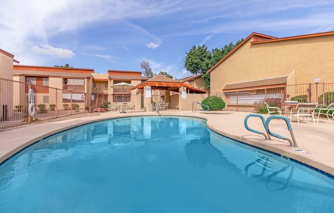 Sand Dollar Apartments