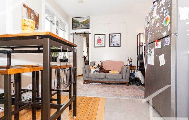 Amazing one bed in Allston.....