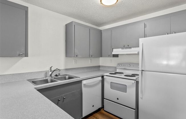 1 bed, 1 bath, 575 sqft, $1,450, Unit 16