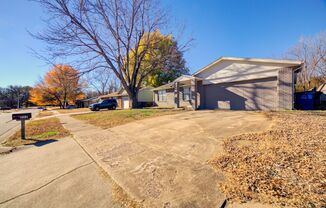 3 beds, 1 bath, $1,325