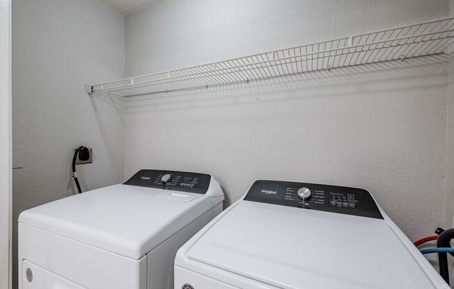 2 beds, 2 baths, 1,000 sqft, $1,450, Unit 2040