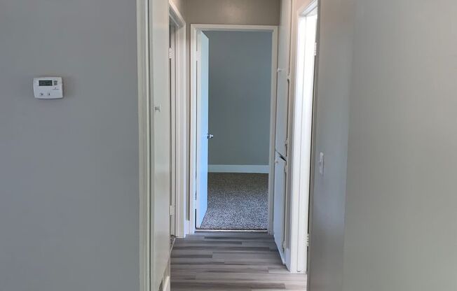 2 beds, 1 bath, 896 sqft, $2,050, Unit 108