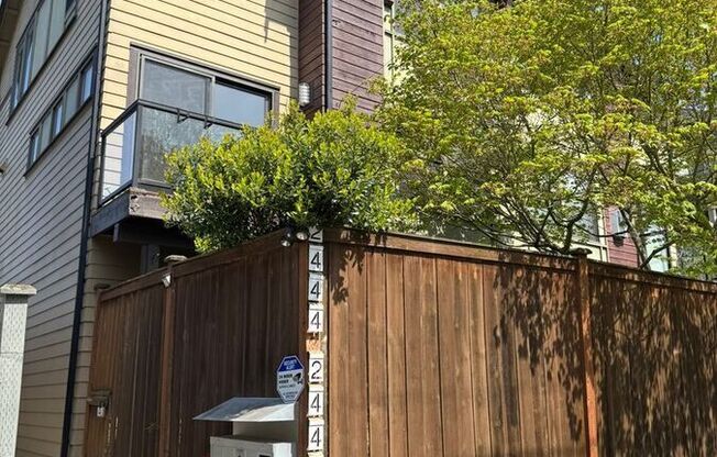 2446 NW 58 ST