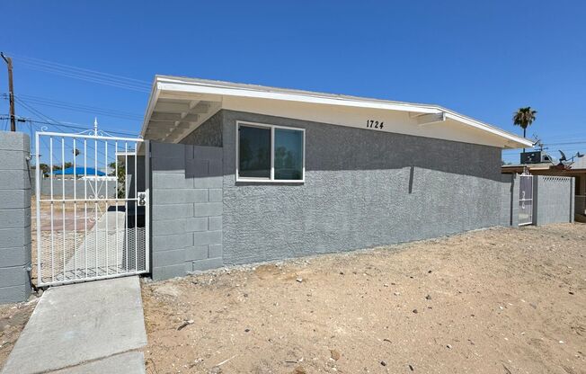 1724 Izabella Ave / Move-In Ready!! 5 Bed & 2 Bath Home w/ NO HOA!!