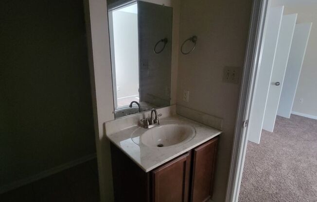 2 beds, 2 baths, 1,000 sqft, $1,275, Unit 1829