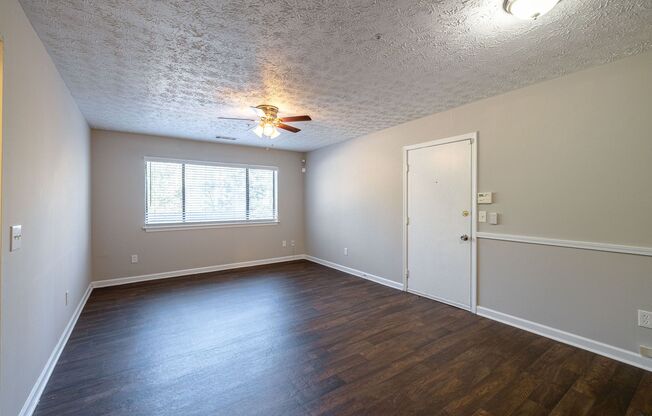 1 bed, 1.5 baths, 700 sqft, $1,200, Unit 1538-L
