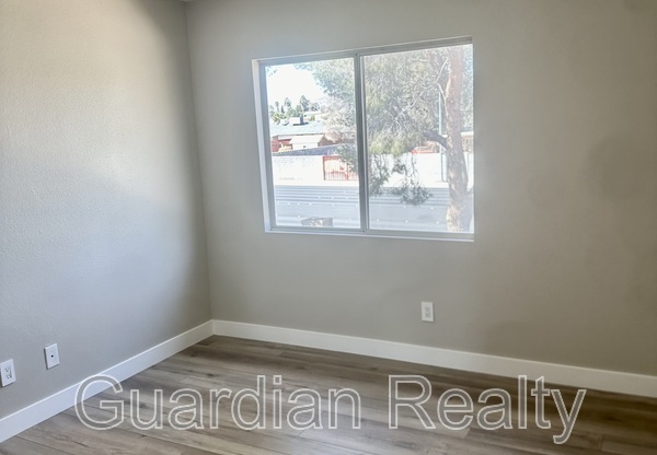 275 ADORNO DR