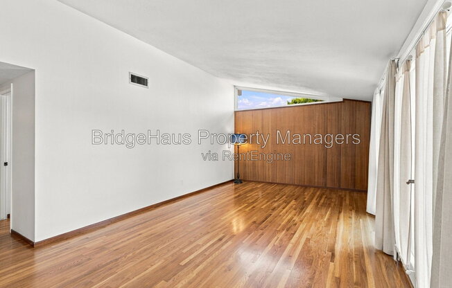 3 beds, 2 baths, 1,492 sqft, $4,200