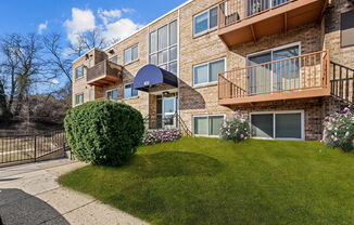 Hilltop Apartments