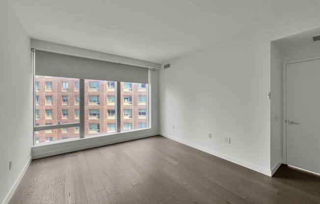 2 beds, 2 baths, 1,123 sqft, $7,300, Unit 9E