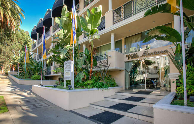 Apartment Building in Los Angeles