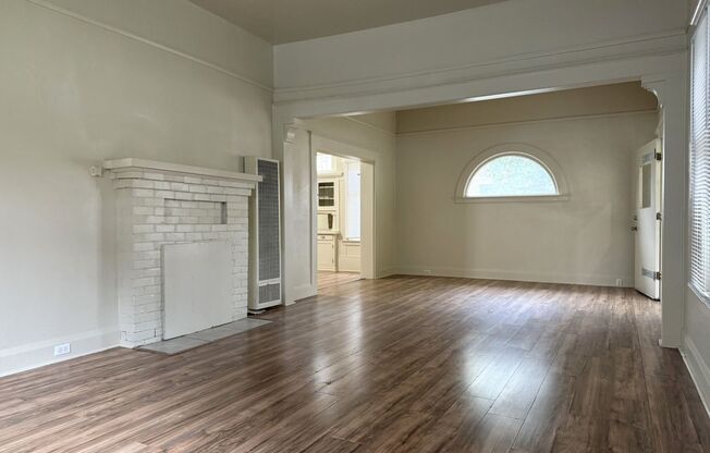 Endearing 2/1 Available Now!!!