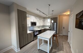 1 bed, 1 bath, $2,580, Unit # 310