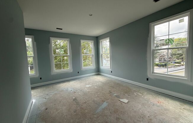 New Construction Near Downtown Charleston!