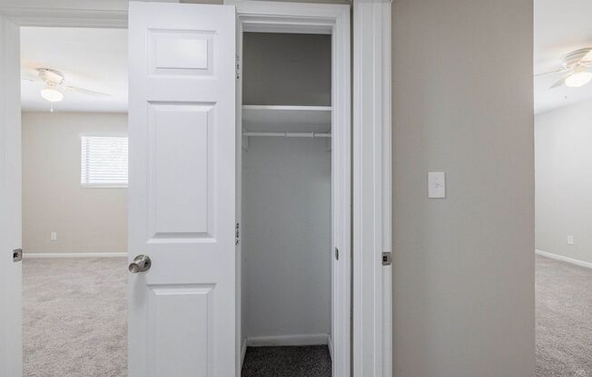 2 beds, 1 bath, $1,595, Unit 12