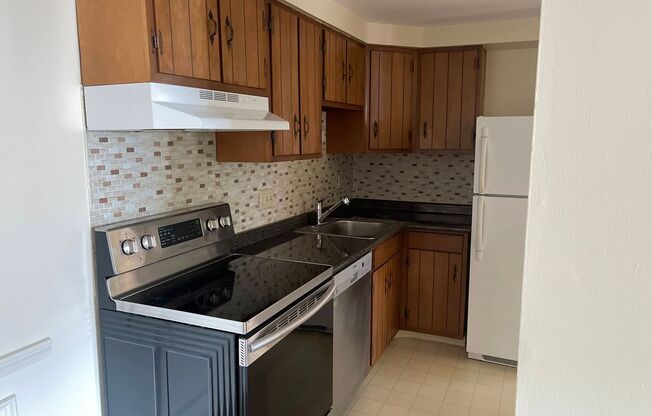 Lancer Court Apartments