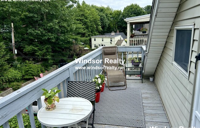 37 ABERDEEN AVE