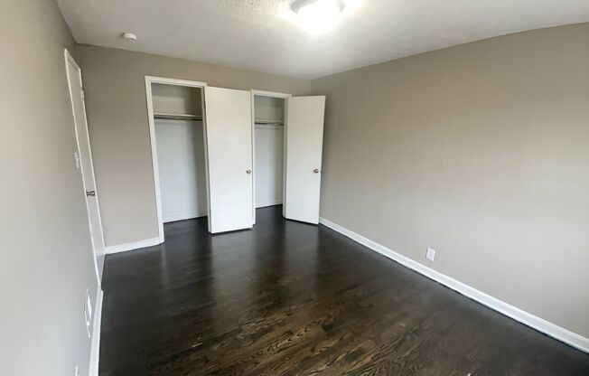 2 beds, 1 bath, $795, Unit #12