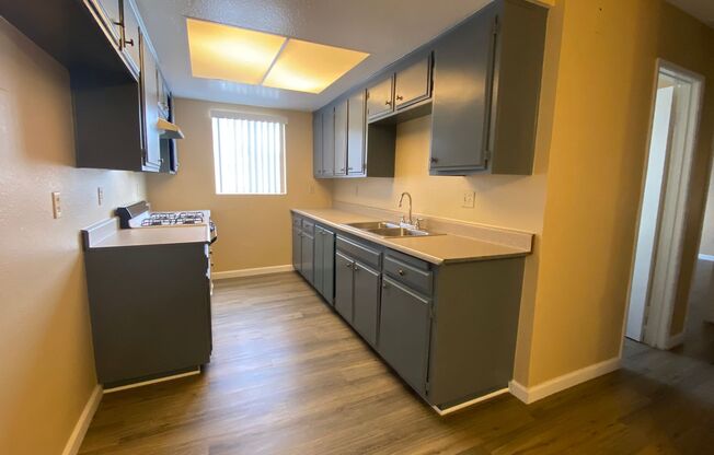 2 beds, 1 bath, 1,050 sqft, $1,895, Unit A