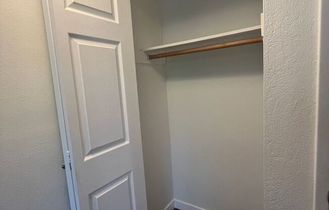 1 bed, 1 bath, 480 sqft, $1,395, Unit 205