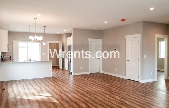 Beautiful Home By Esmeralda Golf Course Available NOW!!!!