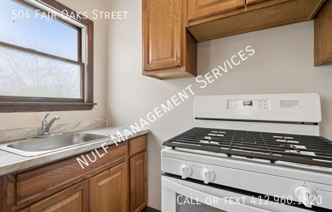 504 FAIR OAKS ST