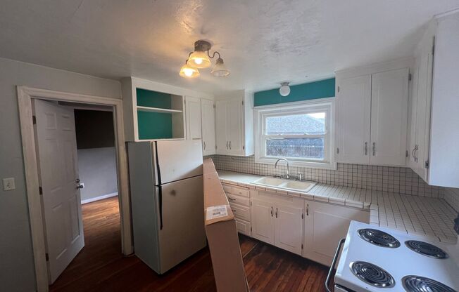 1 bed, 1 bath, $1,275