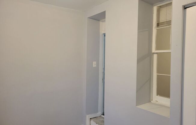 1 bed, 1 bath, $1,403, Unit Bryant St NE 1376 Unit 1