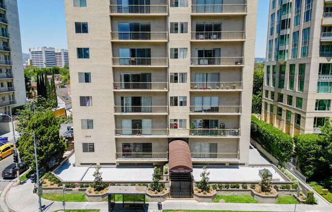 2 beds, 2 baths, 1,150 sqft, $3,750, Unit 101