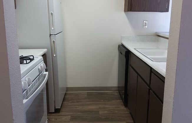 1 bed, 1 bath, 663 sqft, $924, Unit 3649B  Building # 12