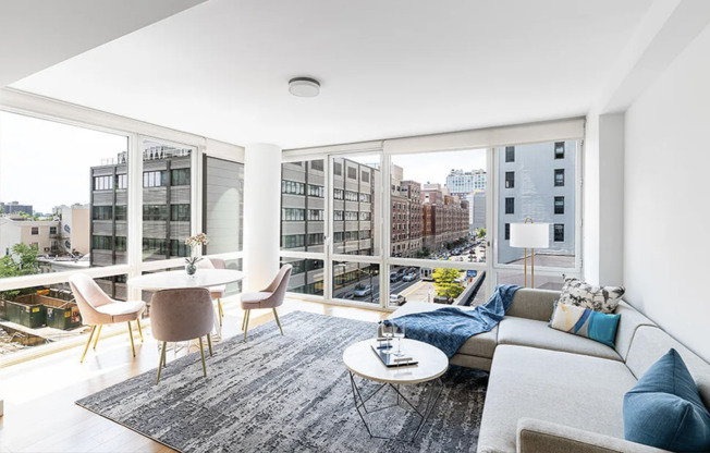 2 beds, 1 bath, $5,540, Unit 2108