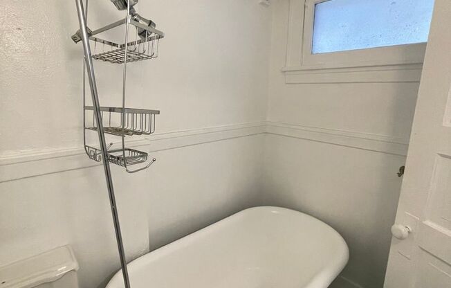 Studio, 1 bath, $2,150, Unit 5