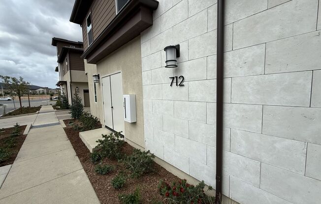 2025 Build, 3 Bedroom 2.5 bath with over 2000sqft!!!