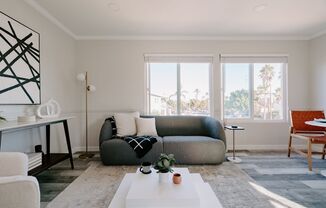 2 beds, 1 bath, 762 sqft, $3,100, Unit 6
