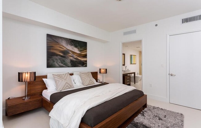 2 beds, 2 baths, $5,000