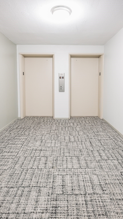 1 bed, 1 bath, 749 sqft, $2,700, Unit 301