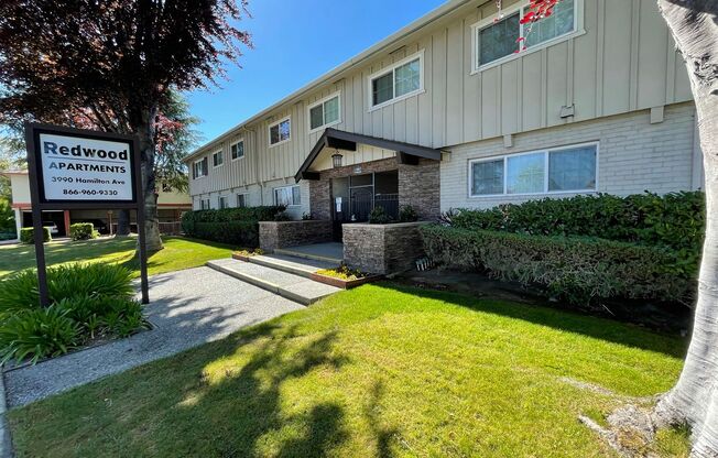Redwood Apts II