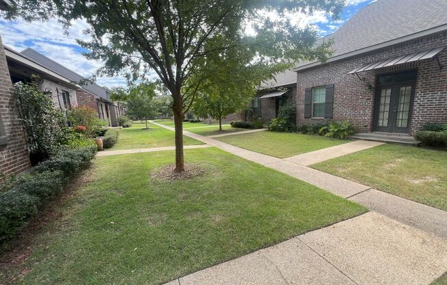 2 bedroom, 2 bathroom house located in St. Francisville, LA.