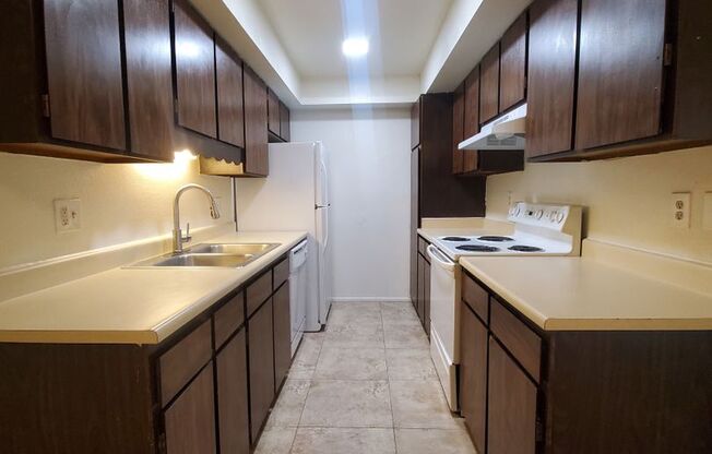2 beds, 1.5 baths, $1,395