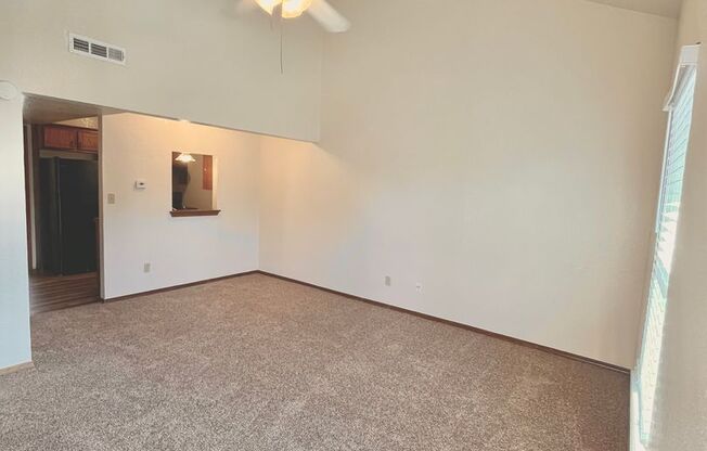 2 beds, 1 bath, 850 sqft, $850, Unit 7B