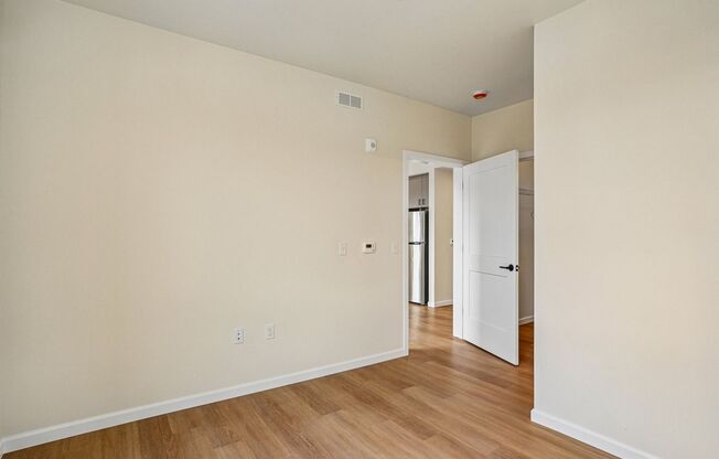 2 beds, 2 baths, 938 sqft, $2,325, Unit 202