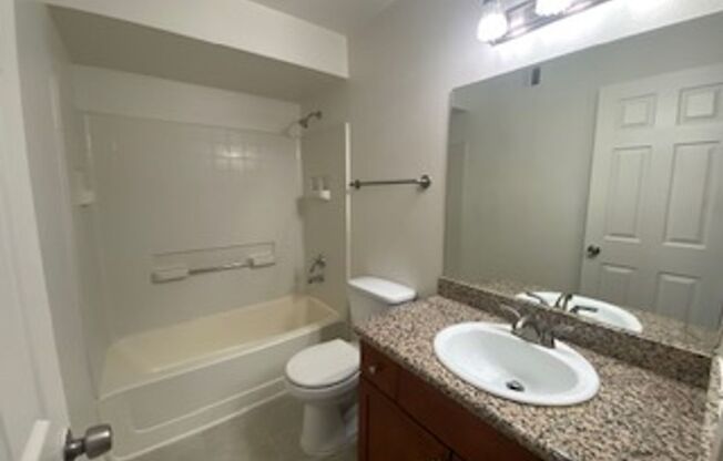 2 beds, 2 baths, $1,195, Unit Bd# 16